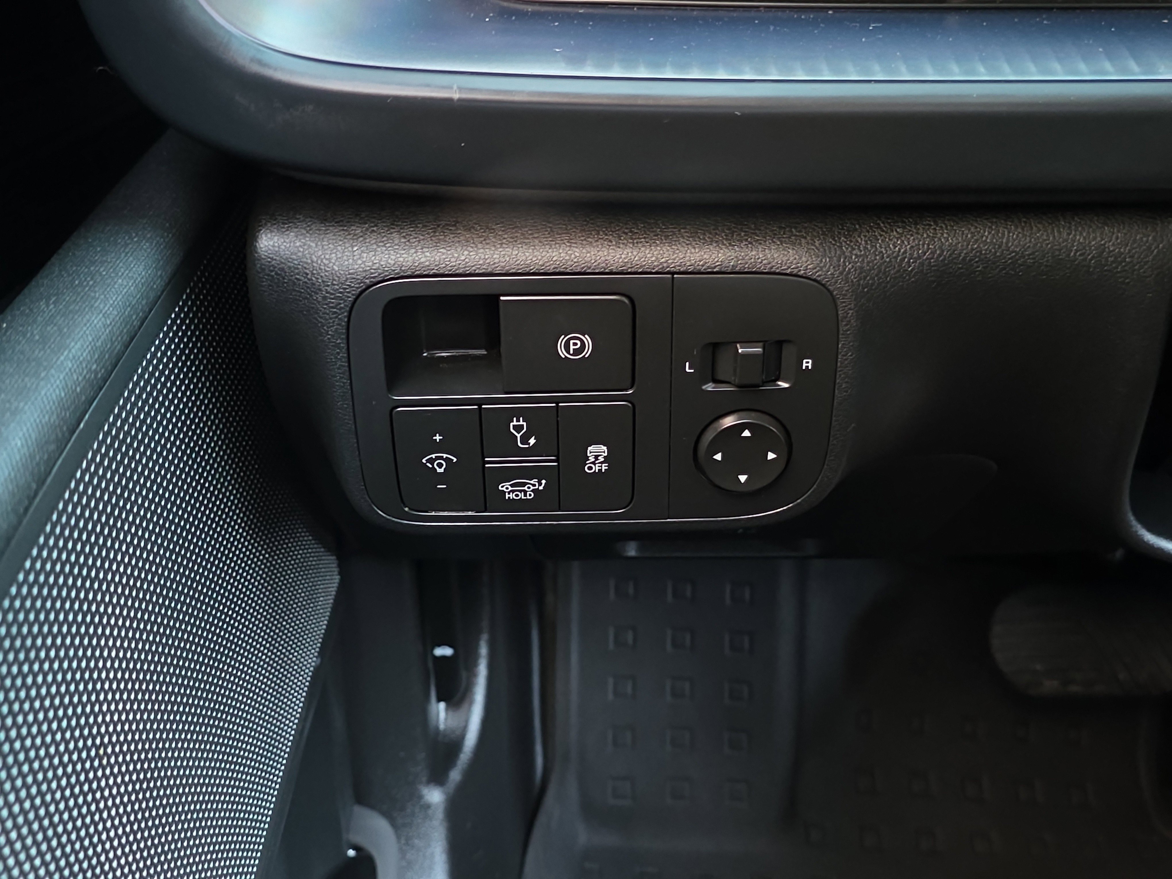 Used 2024 Hyundai Ioniq 6 SE image 30