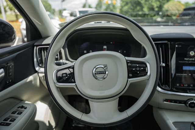 Certified 2024 Volvo S60 B5 Plus AWD/4WD image 27