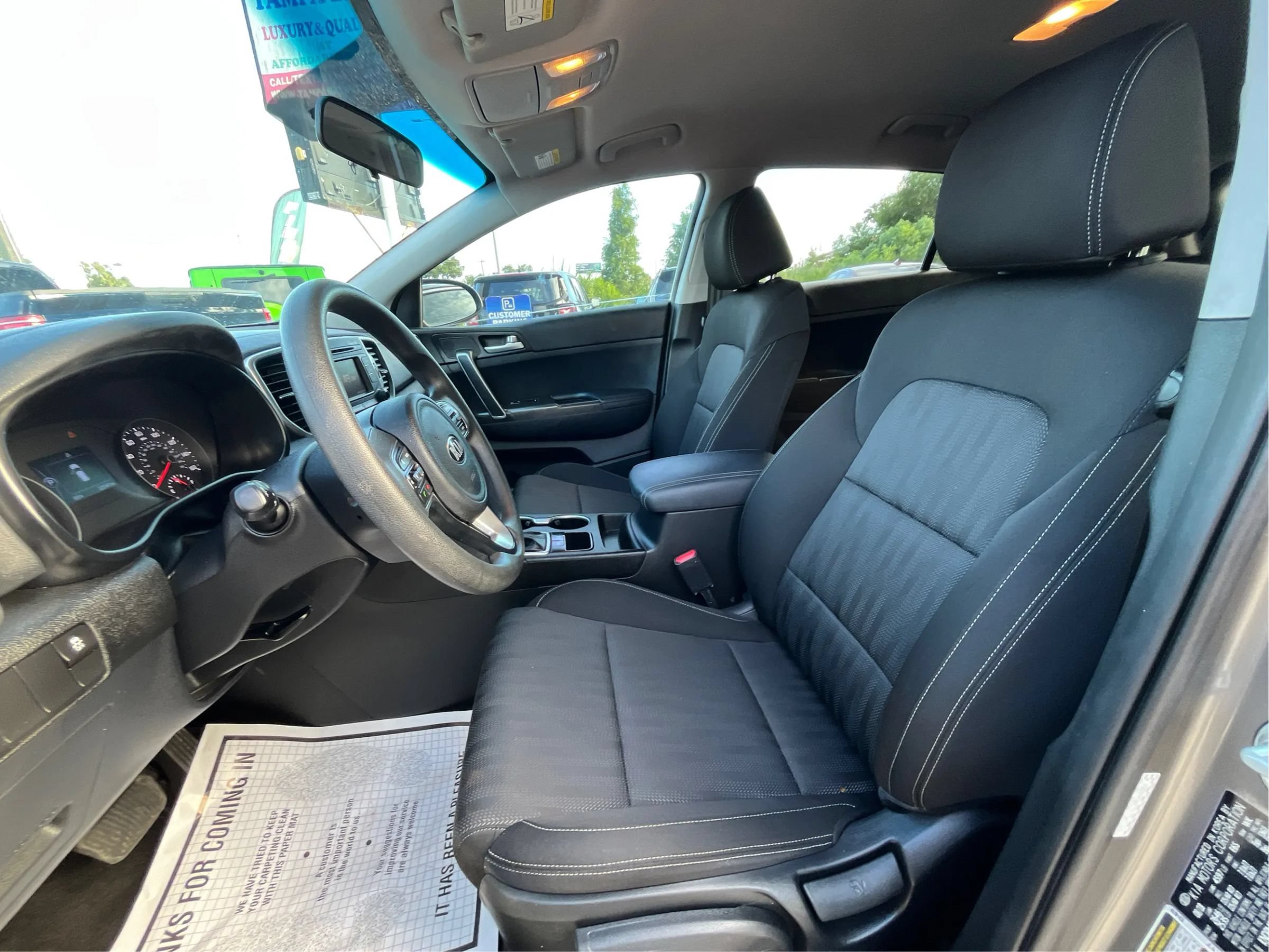 Used 2019 Kia Sportage LX FWD image 11