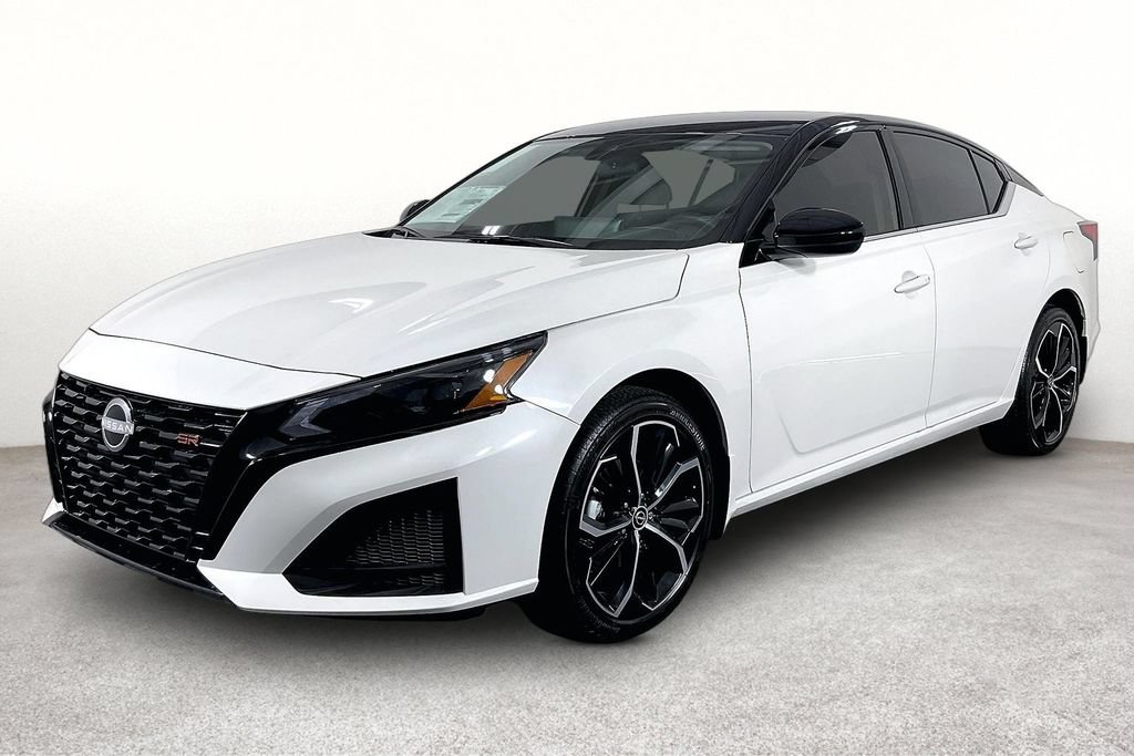 New 2026 Nissan Altima 2.5 SR AWD/4WD image 4