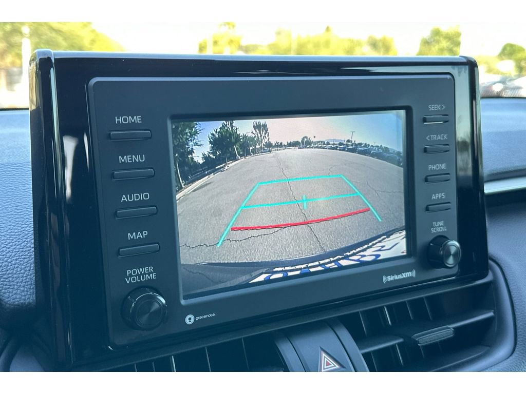 Used 2020 Toyota RAV4 XLE FWD image 27