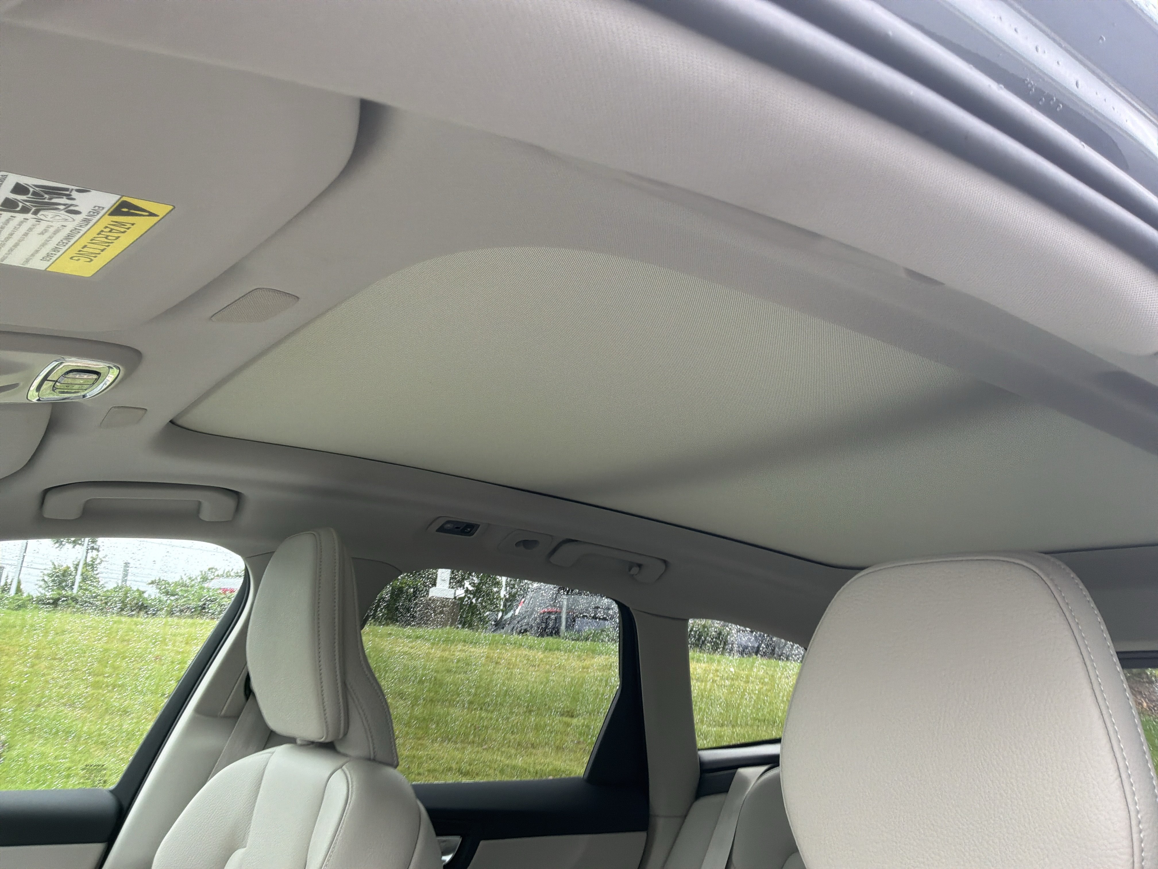 Used 2020 Volvo XC60 T6 Momentum w/ Protection Package Premier AWD/4WD image 28