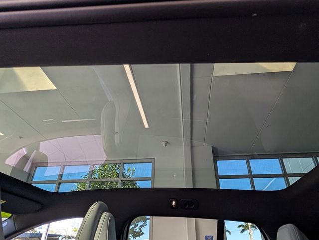 Used 2025 Volvo EX30 Ultra image 9