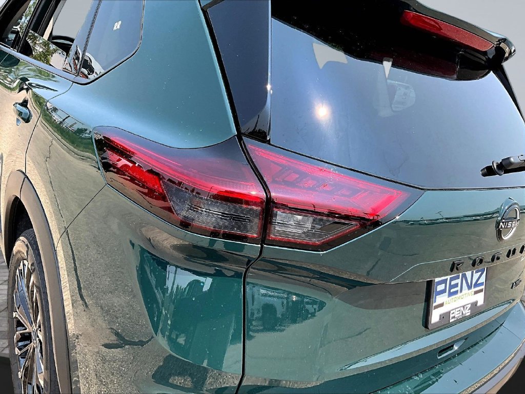 New 2026 Nissan Rogue Dark Armor AWD/4WD image 29
