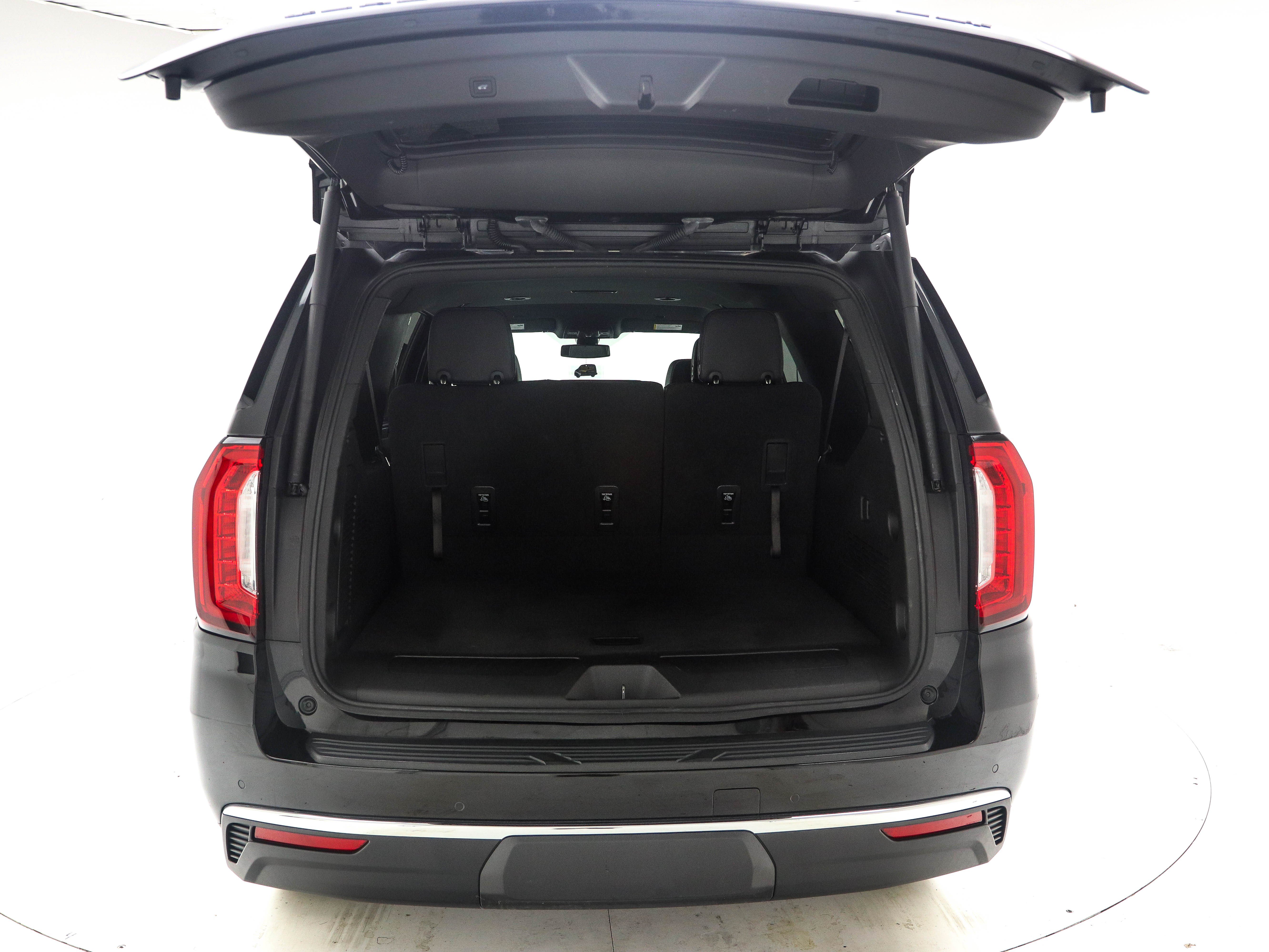 Used 2022 GMC Yukon XL SLT AWD/4WD image 9