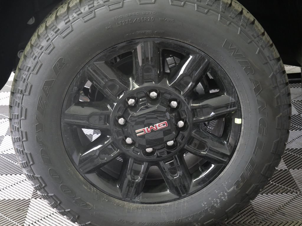 New 2026 GMC Sierra 2500 AT4 w/ AT4 Premium Plus Package AWD/4WD image 9