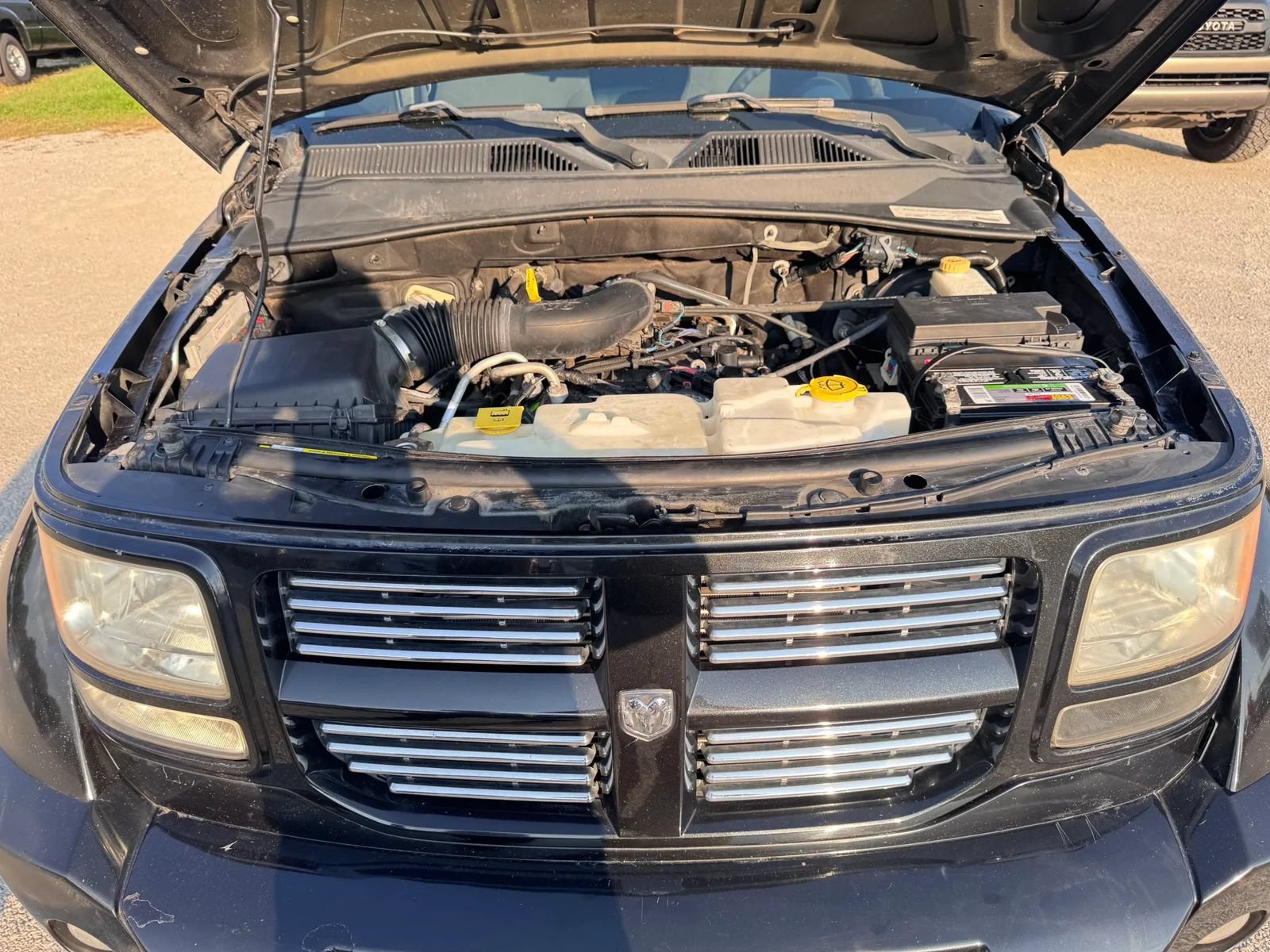 Used 2011 Dodge Nitro Heat RWD image 25