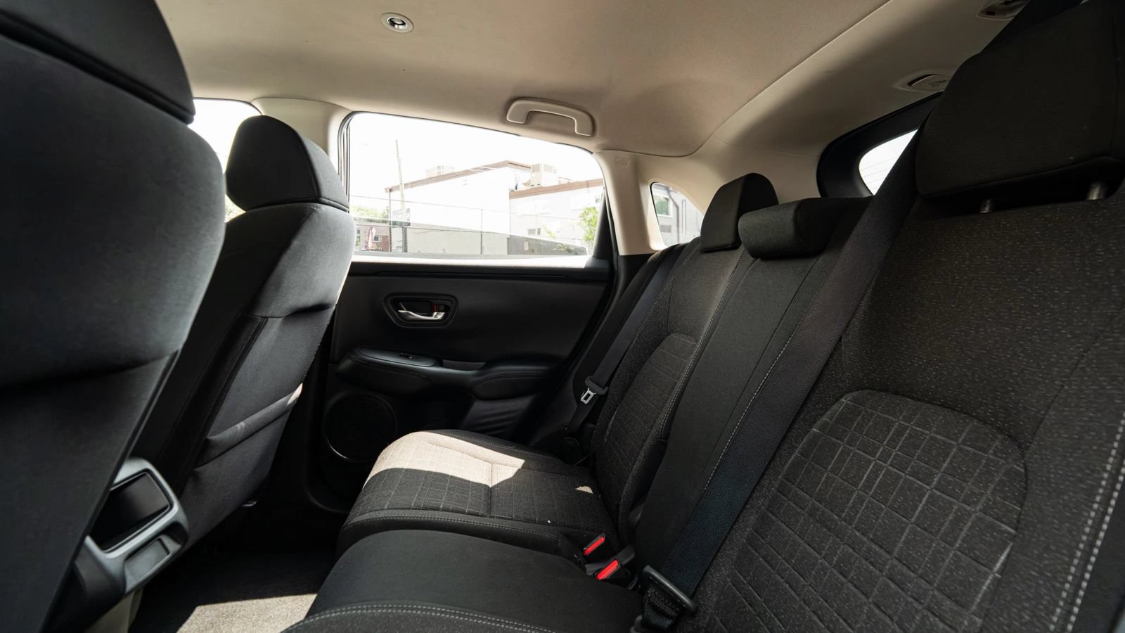 Used 2025 Honda HR-V LX image 20