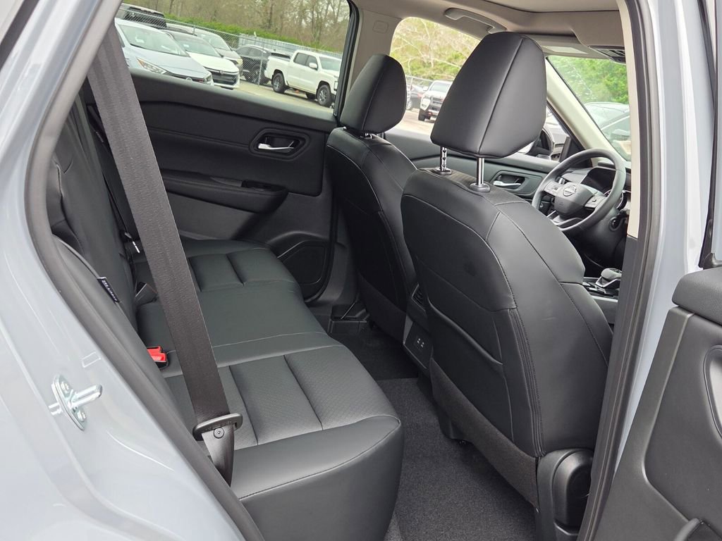 New 2026 Nissan Rogue SV image 15