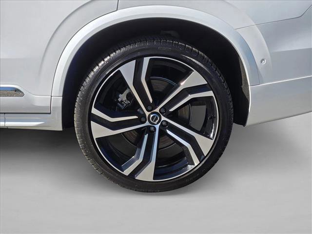 Used 2024 Volvo XC90 B6 Ultimate w/ Lounge Package image 24