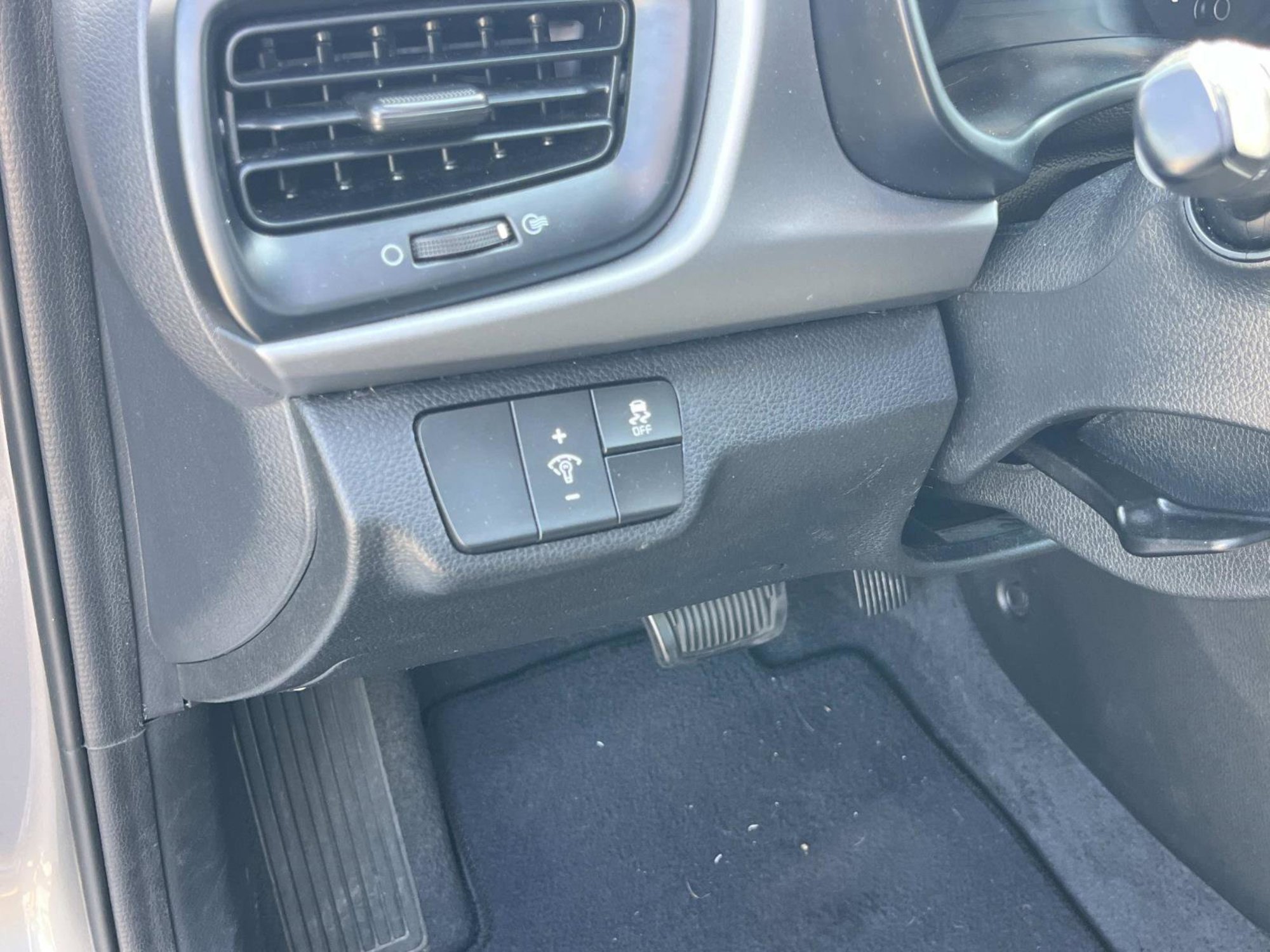 Used 2022 Kia Rio S image 23