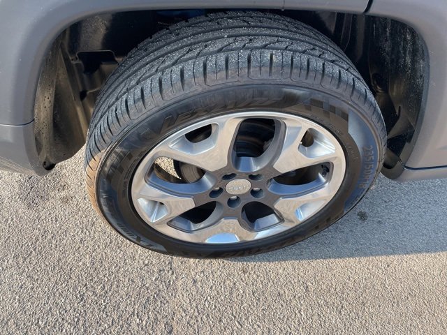 Used 2020 Jeep Compass Limited image 13