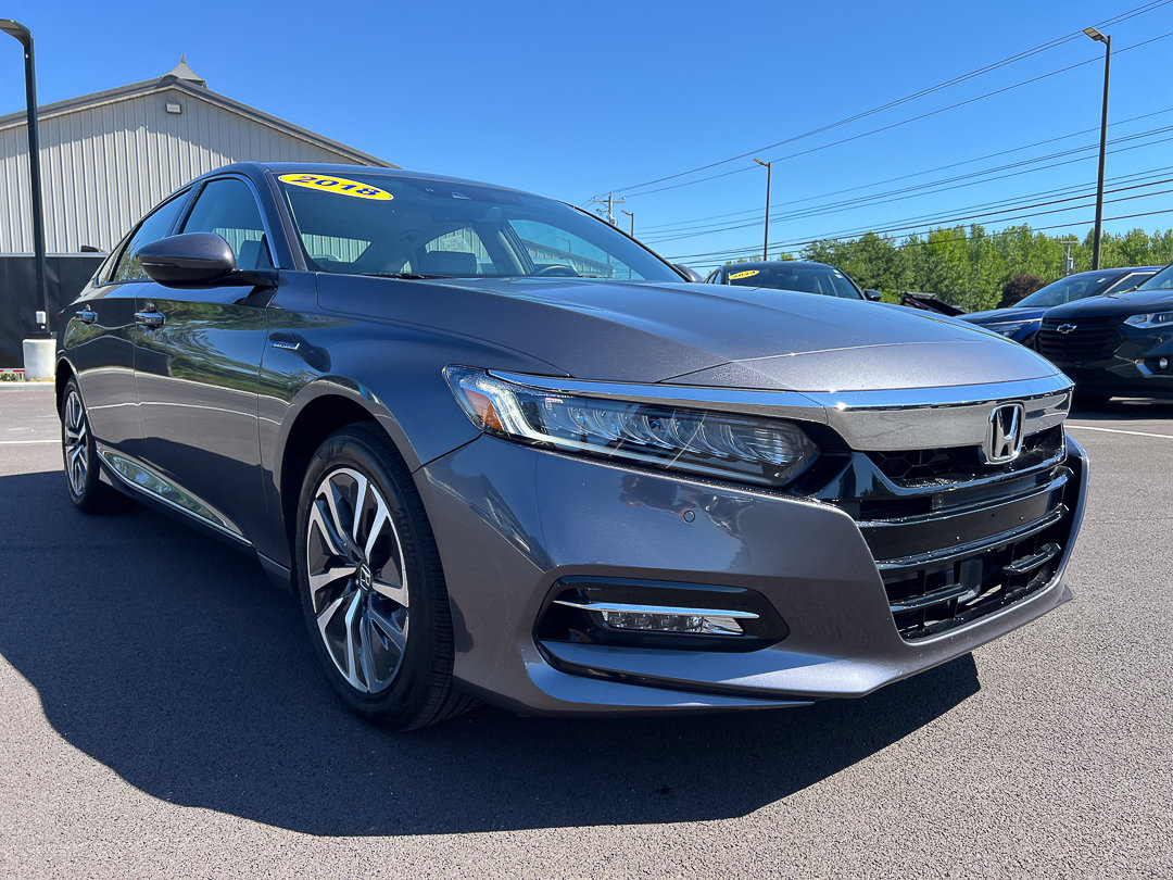Used 2018 Honda Accord Touring image 9