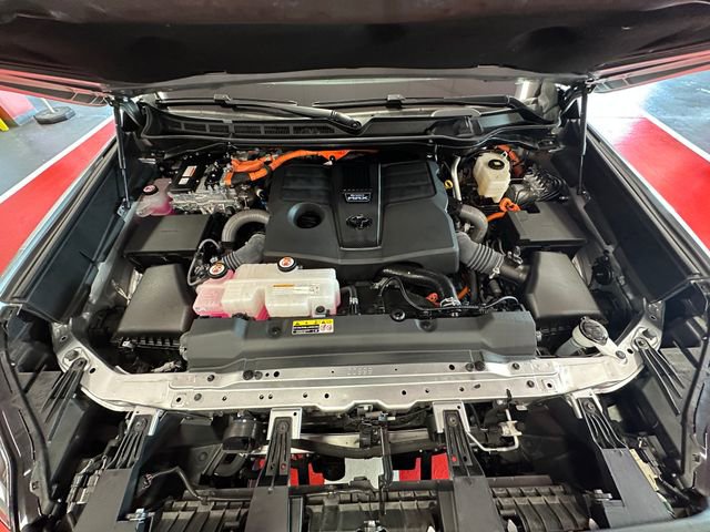 Used 2024 Toyota Sequoia Capstone image 9