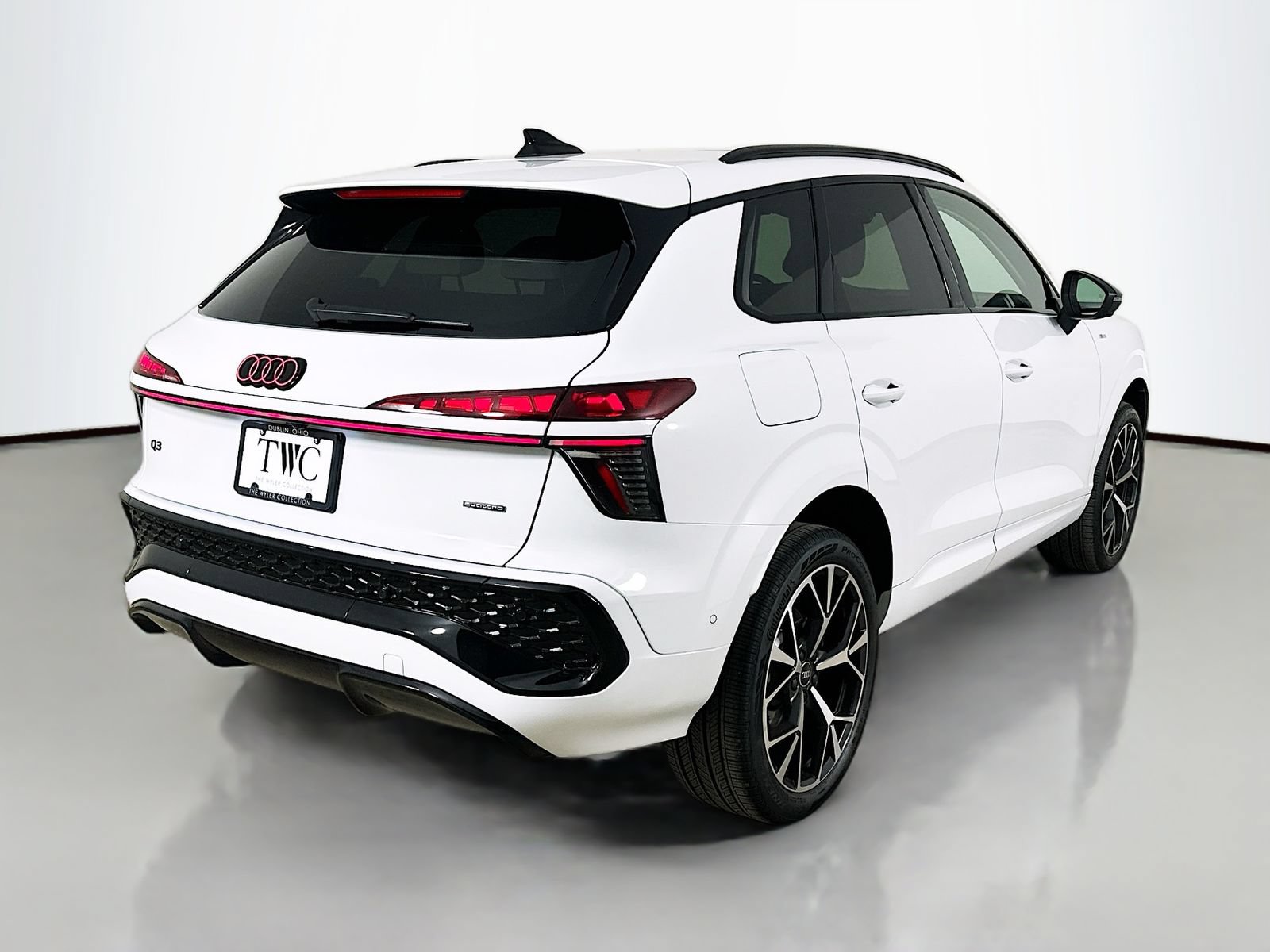Used 2026 Audi Q3 quattro 2.0T AWD/4WD image 5