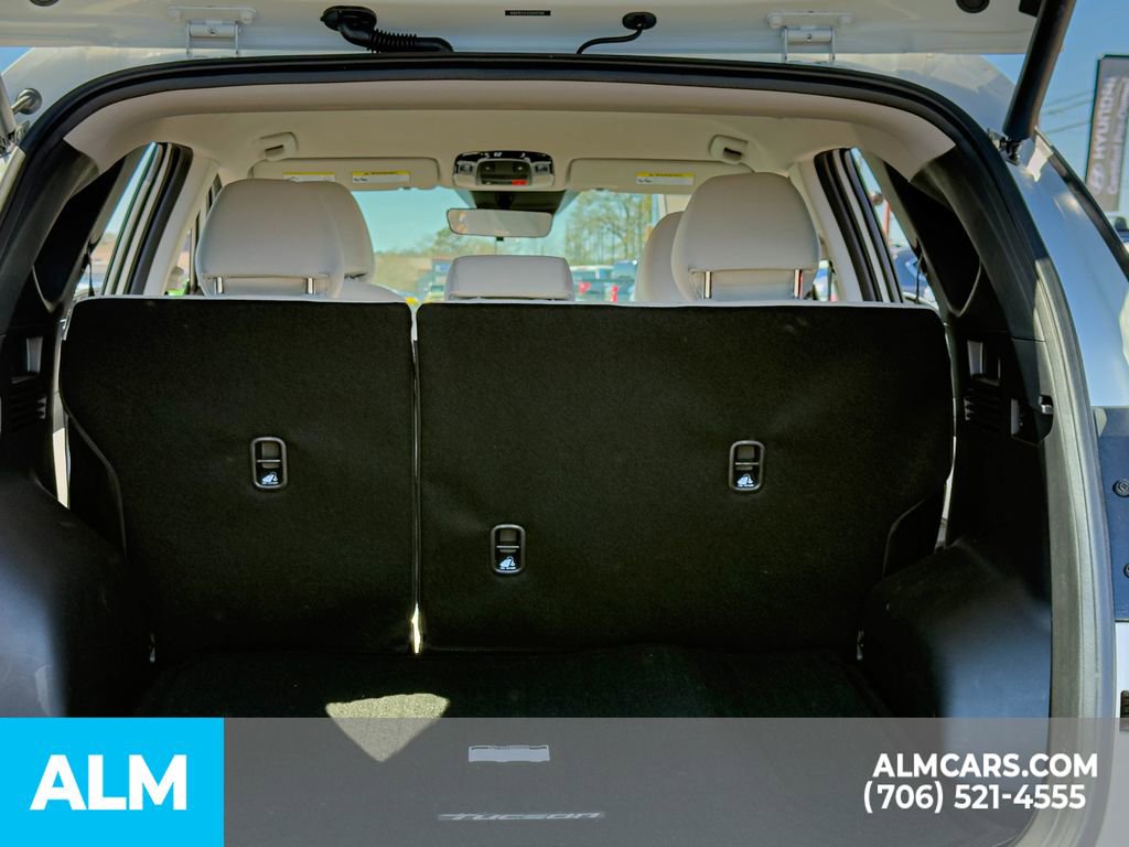 Used 2025 Hyundai Tucson SEL image 16