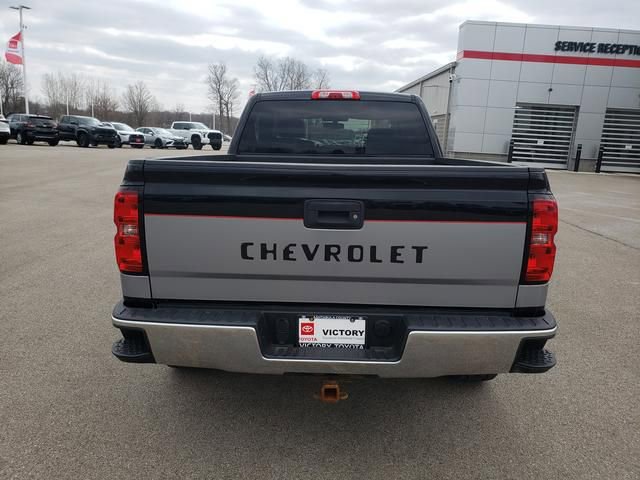 Used 2018 Chevrolet Silverado 1500 LT w/ LT Convenience Package image 6