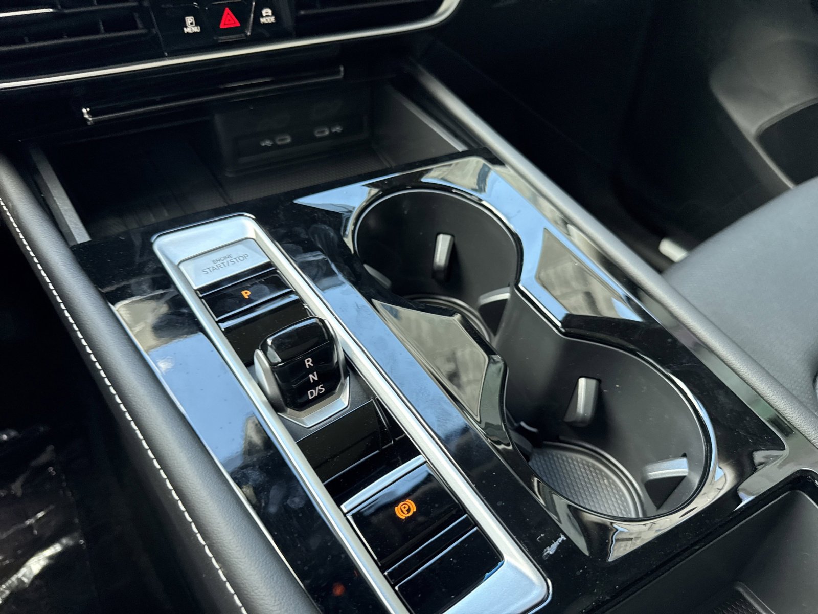 New 2026 Volkswagen Atlas SE image 24