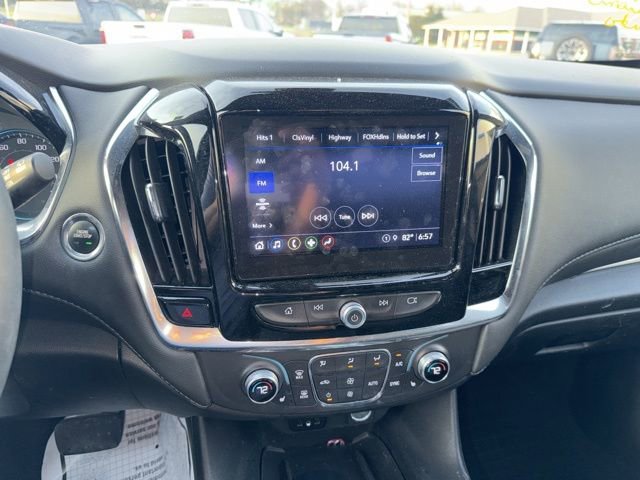 Used 2023 Chevrolet Traverse LT image 37