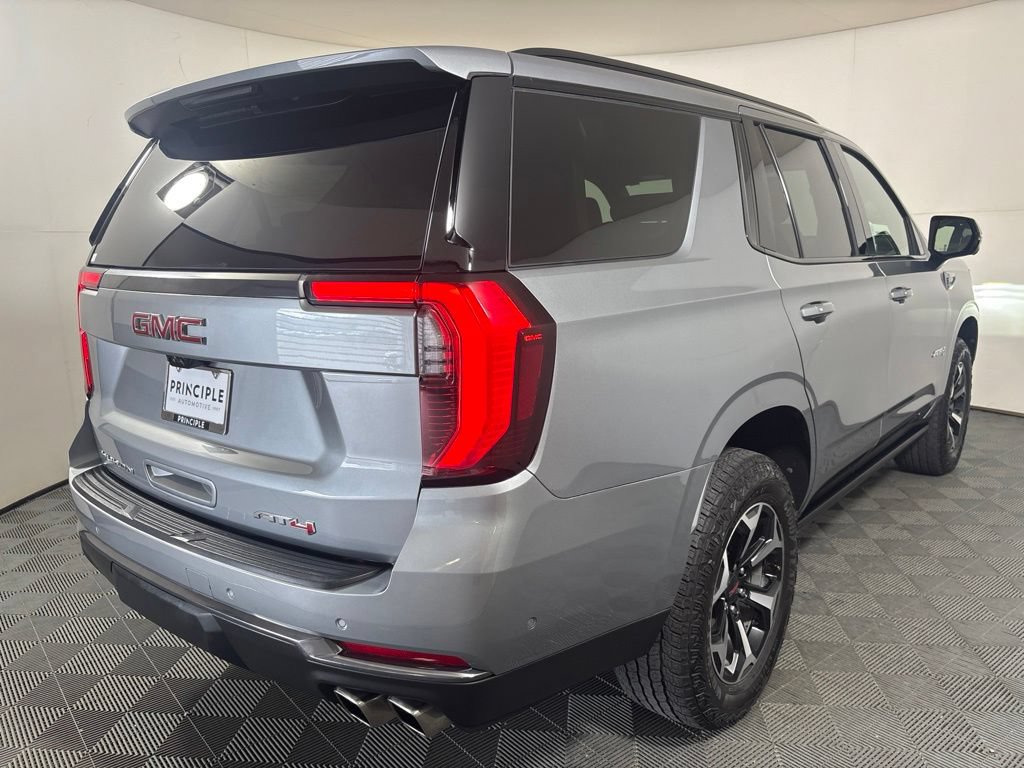 Used 2025 GMC Yukon AT4 w/ AT4 Premium Plus Package AWD/4WD image 5