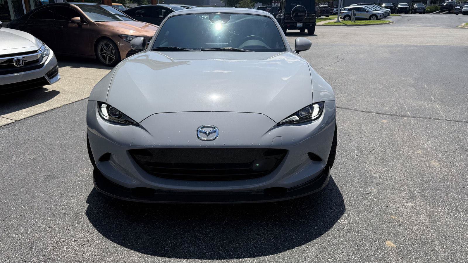 Used 2025 MAZDA MX-5 Miata RF Grand Touring RWD image 16