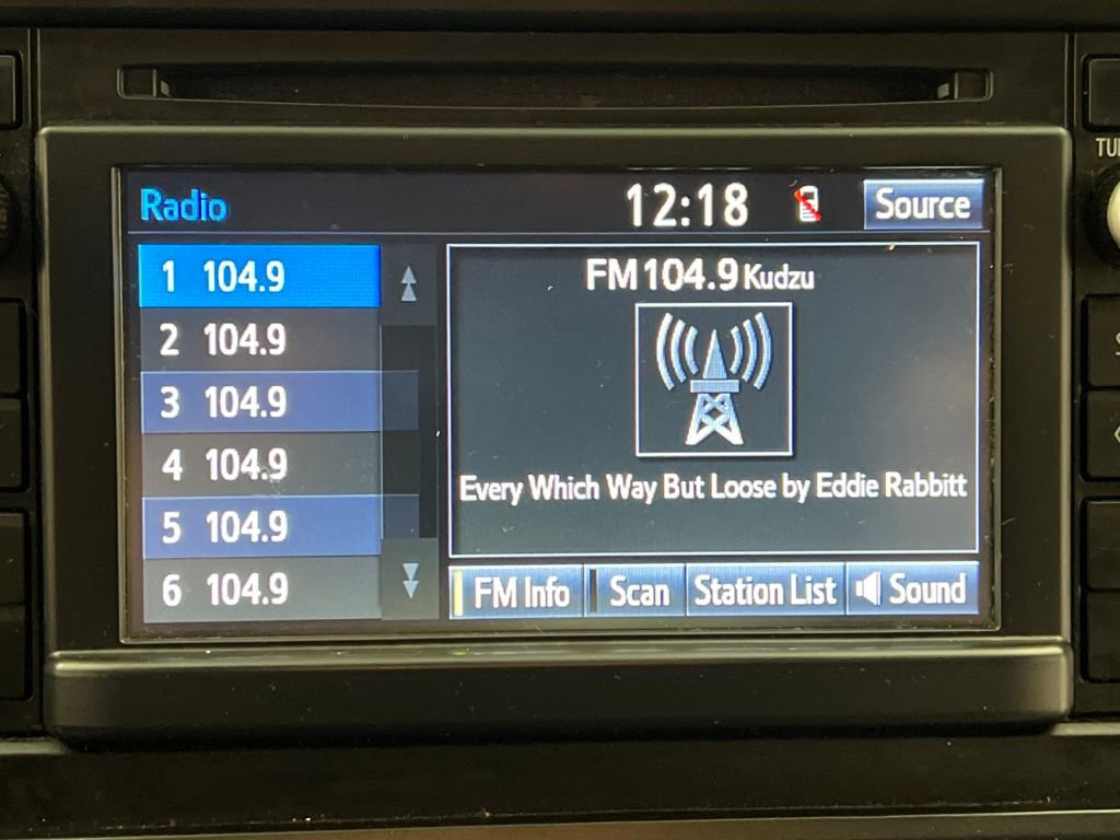 Used 2016 Toyota Tacoma SR image 38