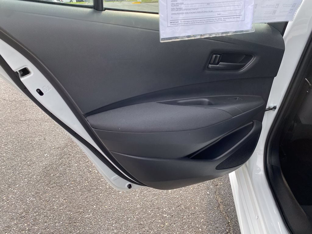 Used 2025 Toyota Corolla LE FWD image 36