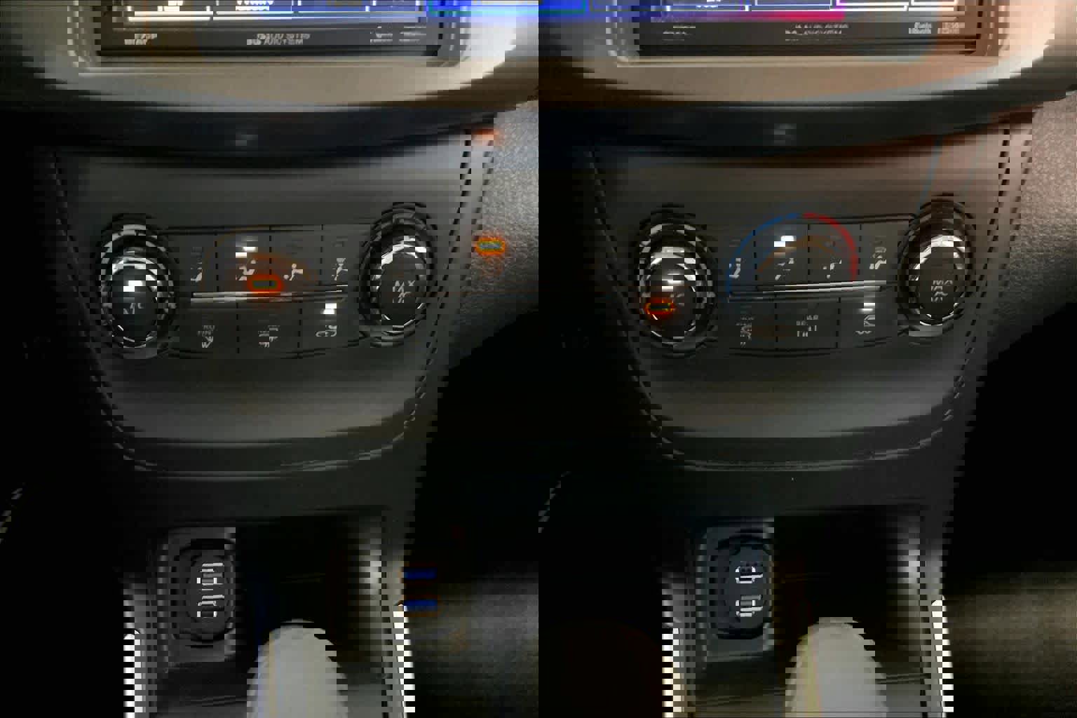 Used 2017 Nissan Sentra S image 35