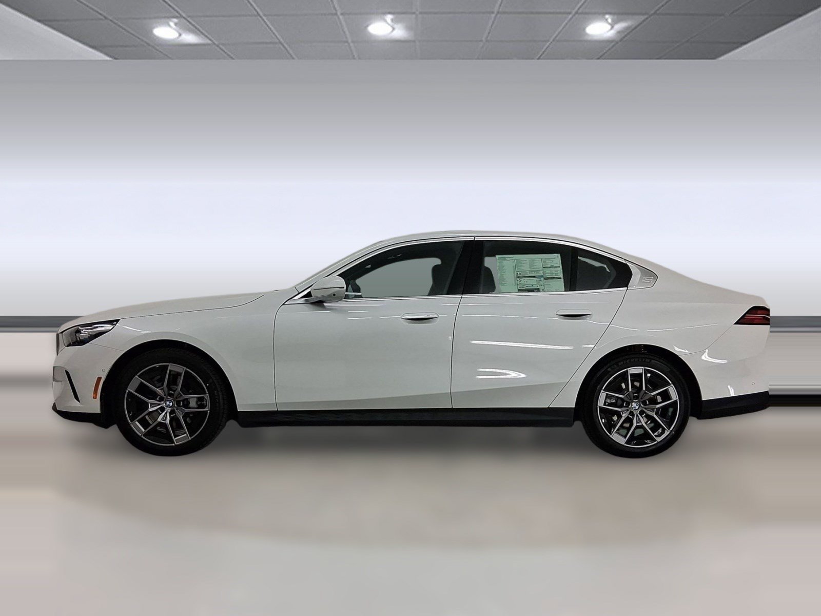 New 2026 BMW 530i RWD image 2