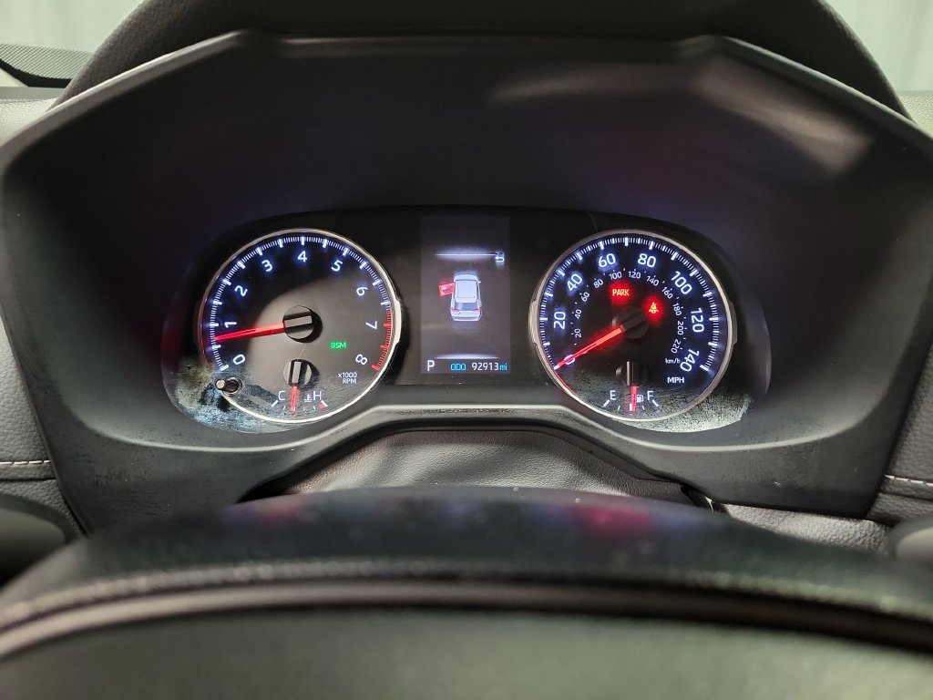 Used 2021 Toyota RAV4 XLE FWD image 25