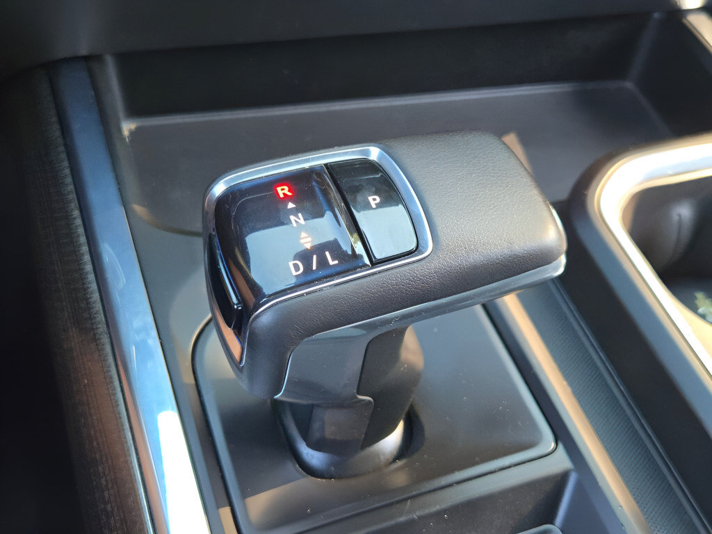 Certified 2022 Chevrolet Silverado 1500 LT Trail Boss w/ LT Trail Boss Premium Package AWD/4WD image 32