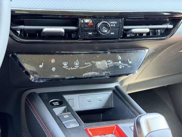 New 2026 Nissan Kicks SR w/ Cold Weather Package FWD image 21