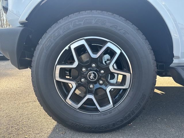 New 2025 Ford Bronco Outer Banks AWD/4WD image 9