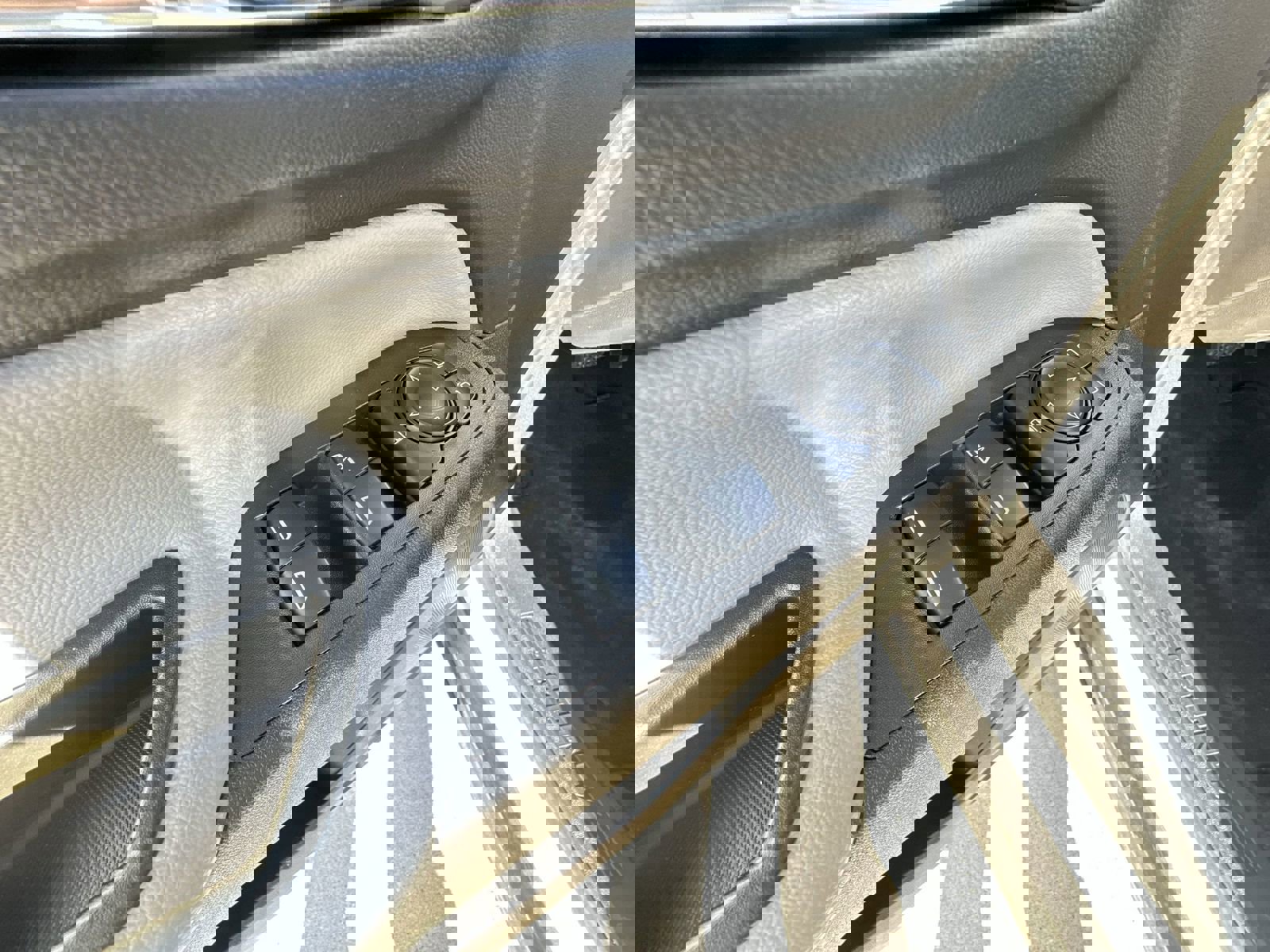 Used 2024 Chevrolet Equinox LS w/ LS Convenience Package FWD image 22