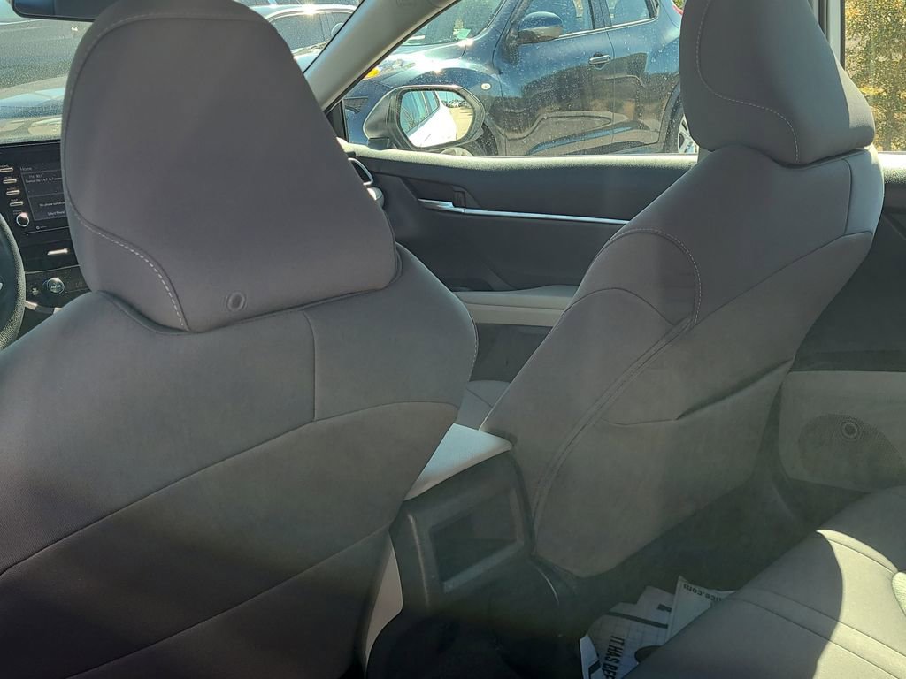 Used 2023 Toyota Camry LE image 17