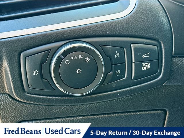 Used 2022 Ford Edge SEL w/ Convenience Package image 12