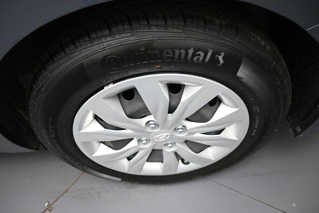 Used 2019 Hyundai Accent SE FWD image 15