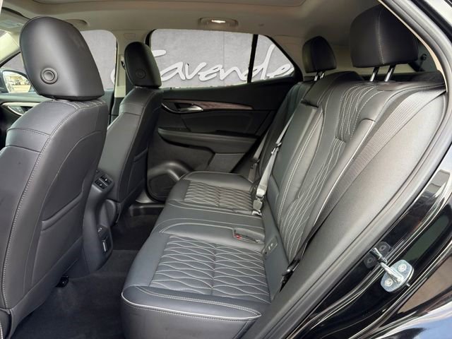 Certified 2023 Buick Envision Avenir image 22