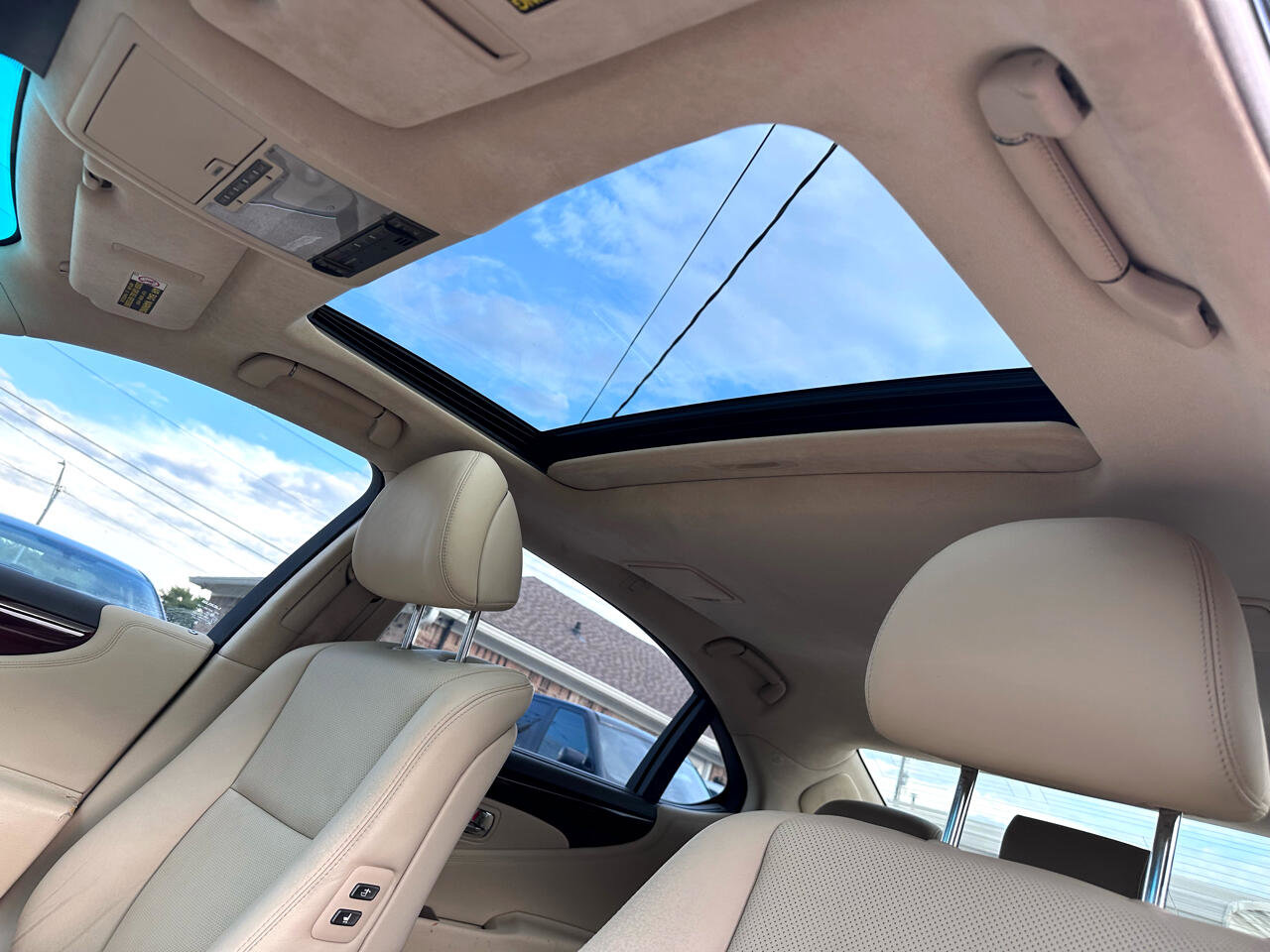 Used 2010 Lexus LS 460 L image 45