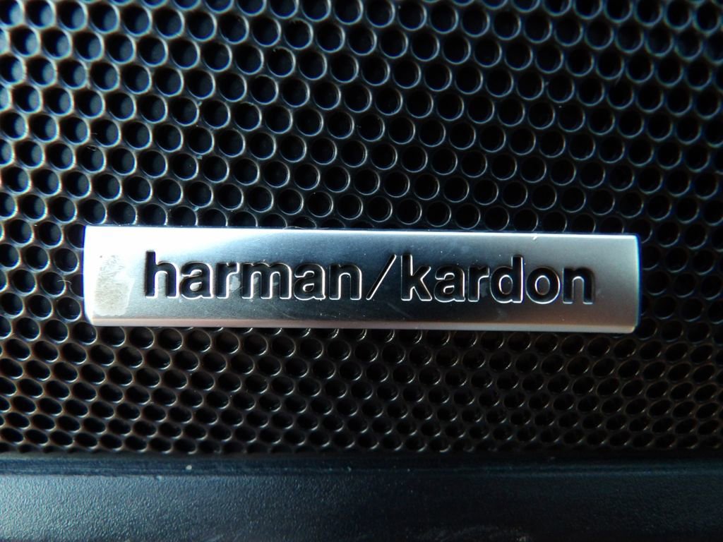 Used 2020 Subaru Outback Limited w/ Popular Package #2 image 16