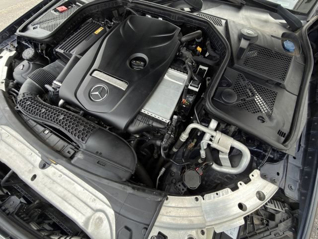 Used 2015 Mercedes-Benz C 300 Sedan image 31