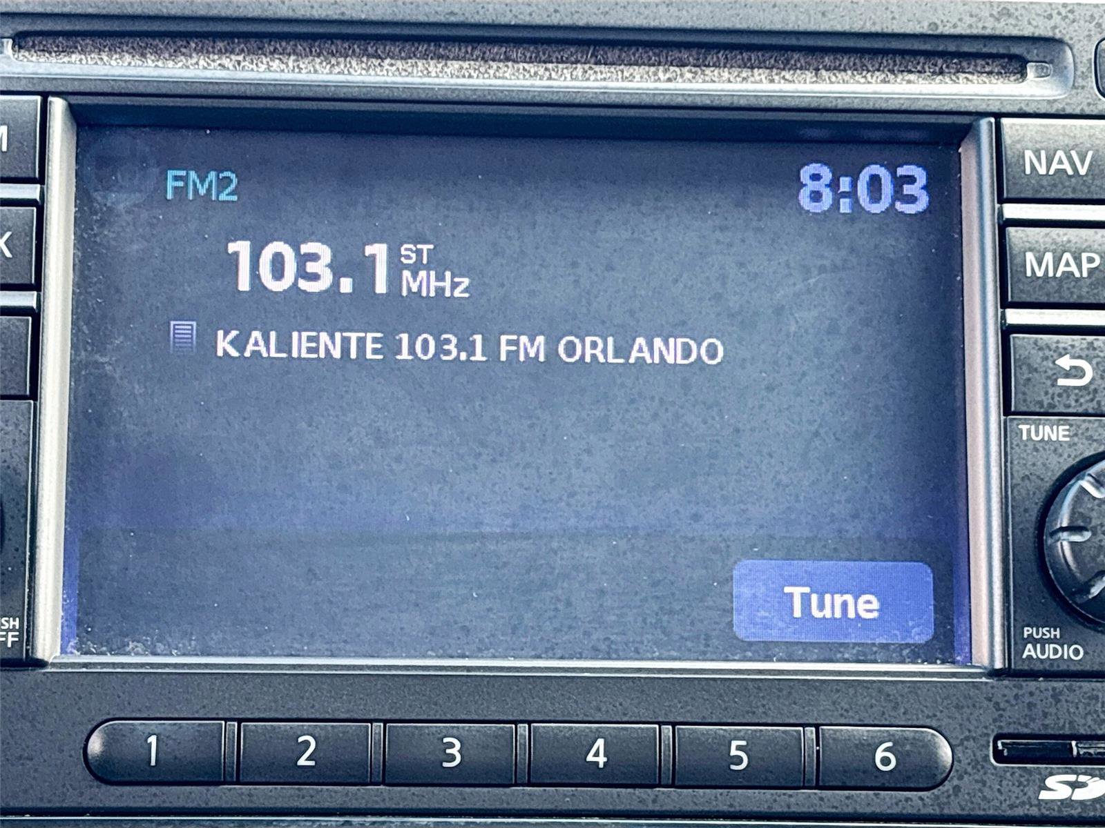 Used 2013 Nissan Juke SL w/ Sport Pkg image 15