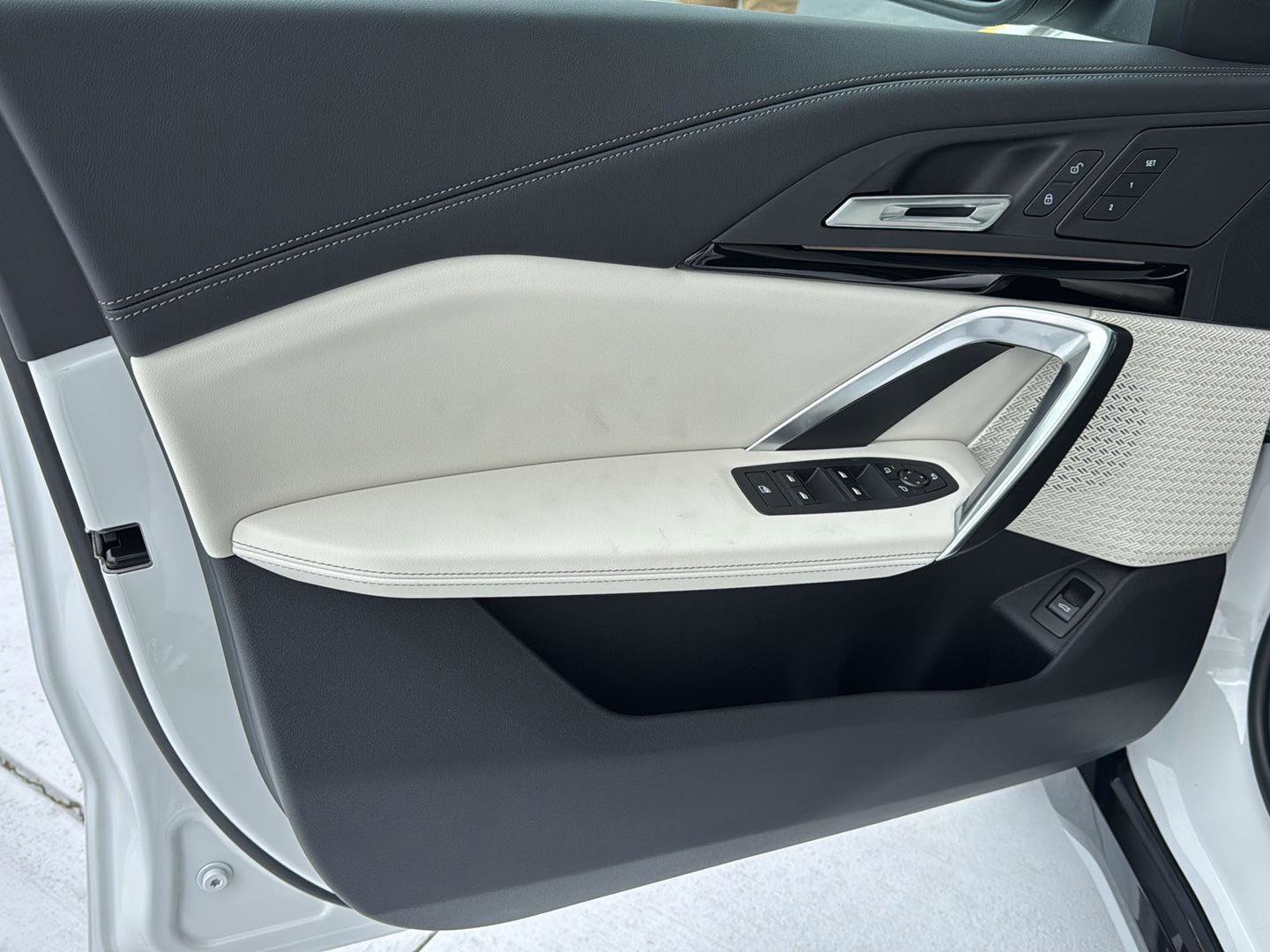 New 2026 BMW X1 xDrive28i w/ Technology Package image 14