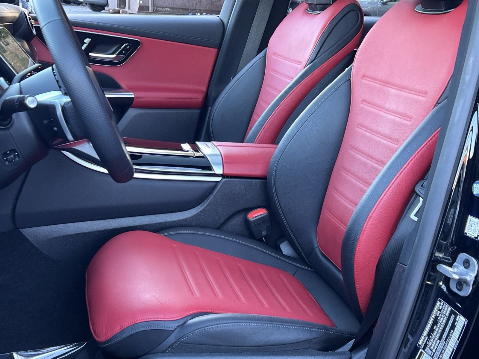 Certified 2024 Mercedes-Benz GLC 300 4MATIC image 18