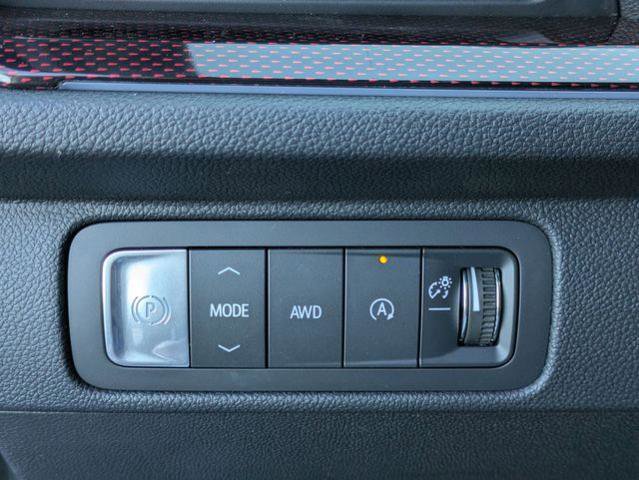 New 2026 Chevrolet Traverse Z71 w/ Driver Confidence Package AWD/4WD image 12