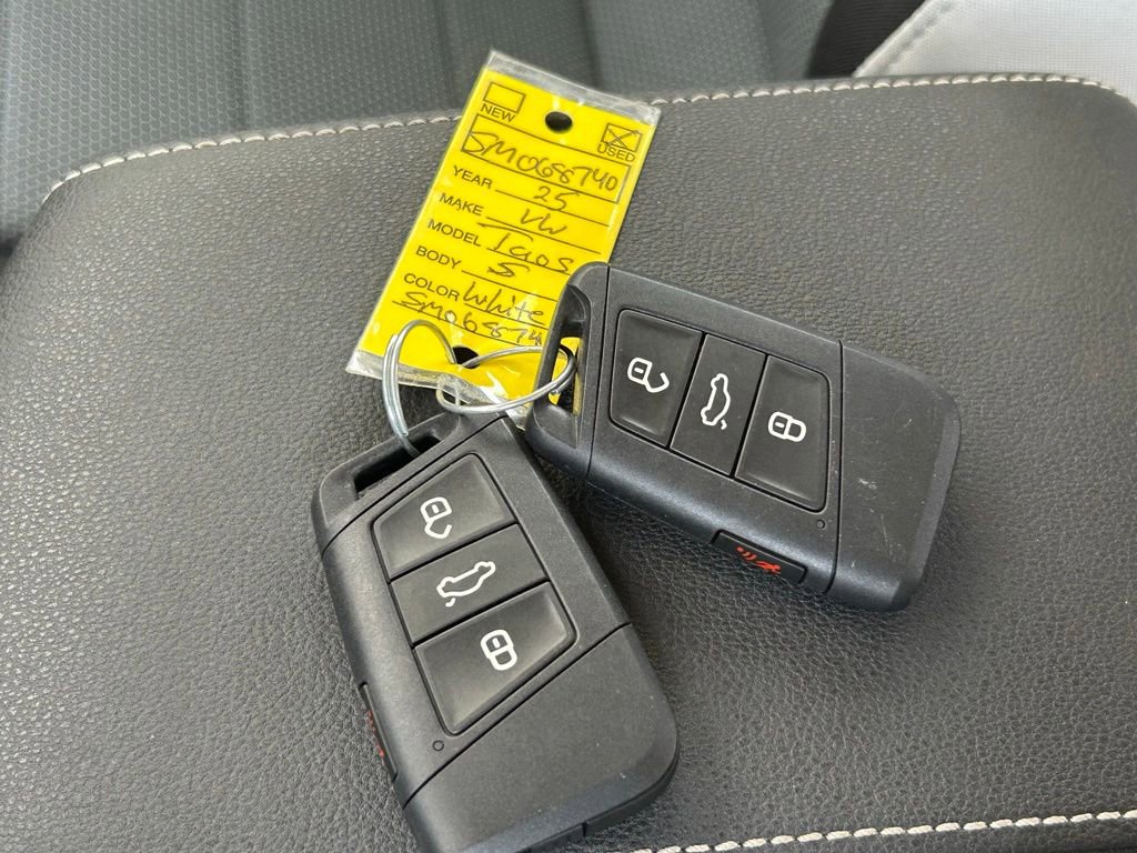 Used 2025 Volkswagen Taos S FWD image 59