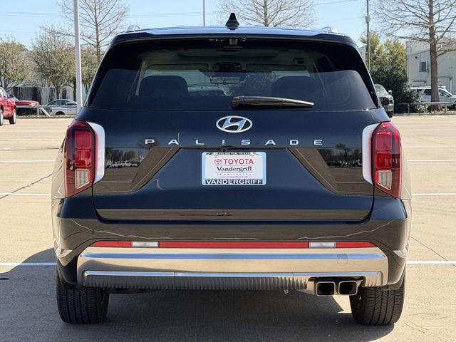 Used 2025 Hyundai Palisade Calligraphy image 5