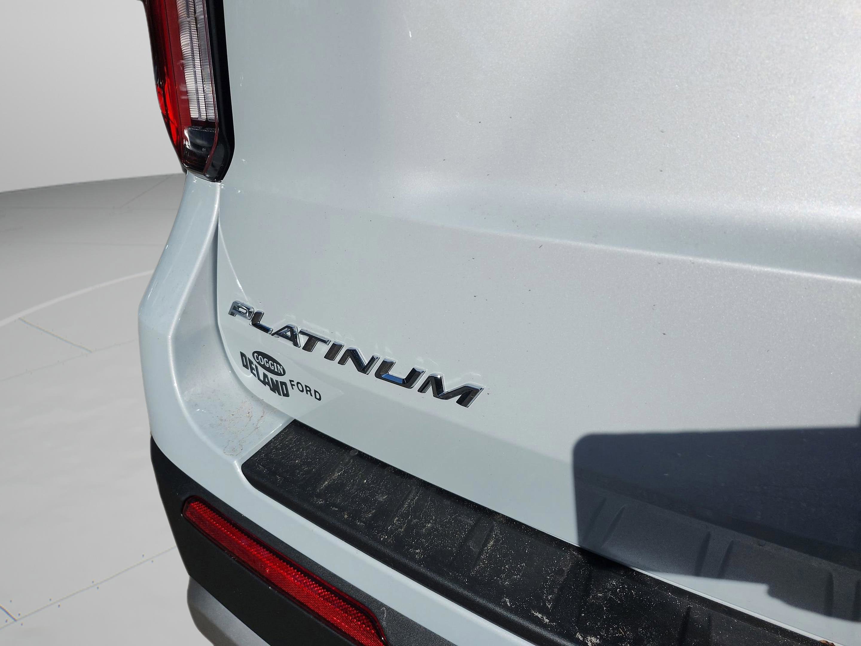 New 2026 Ford Explorer Platinum image 23