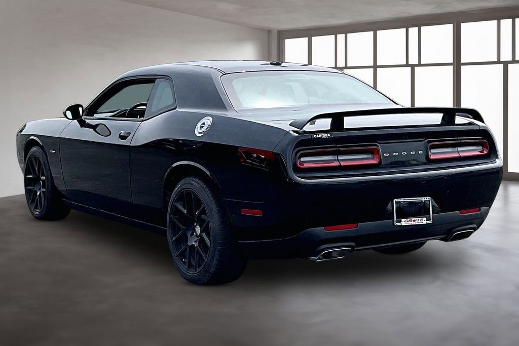 Used 2015 Dodge Challenger R/T w/ Quick Order Package 22B R/T RWD image 14