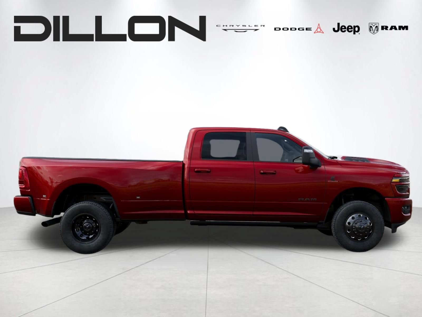 New 2026 RAM 3500 Laramie AWD/4WD image 47